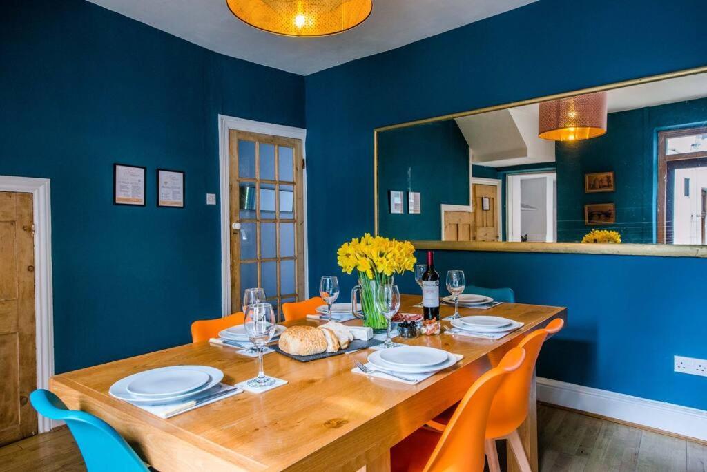 Gorgeous Victorian House Sleeps 6 In Cardiff Villa Exteriör bild