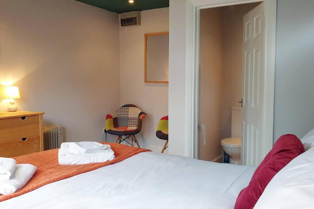 Gorgeous Victorian House Sleeps 6 In Cardiff Villa Exteriör bild